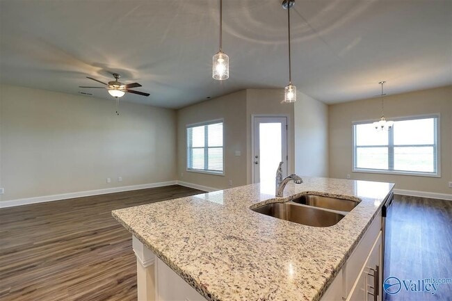 Building Photo - 12934 Tallulah Dr