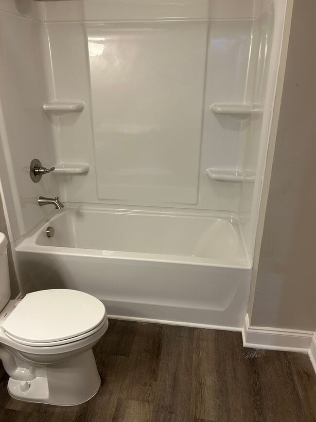 Building Photo - 1629 Emerald St