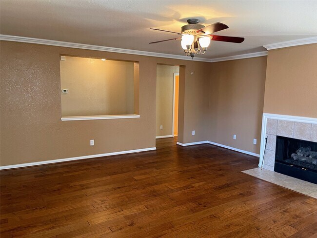 Building Photo - 15303 Kellerwood Dr
