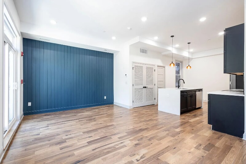 Building Photo - 2229 N 33rd St