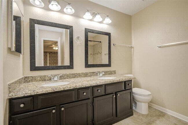 Building Photo - 1411 Brickarbor Dr