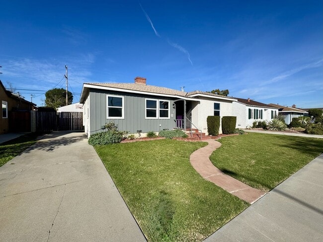 Building Photo - 4139 Gaviota Ave