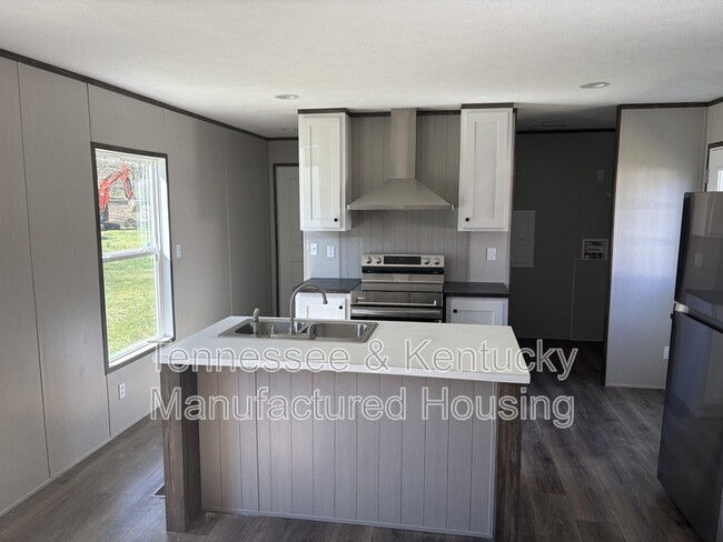 Building Photo - 311 Hillsdale Estates Ln
