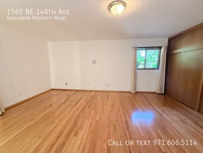 Building Photo - 1565 NE 148th Ave
