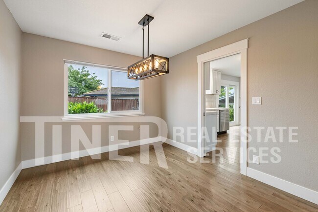 Building Photo - 6982 Pampas Way