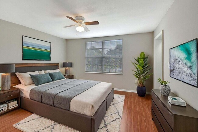 Building Photo - 15155 Michelangelo Blvd