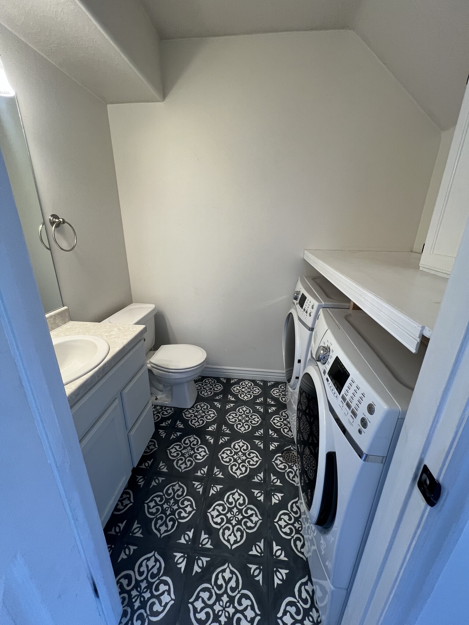 Building Photo - 4712 W Italian St