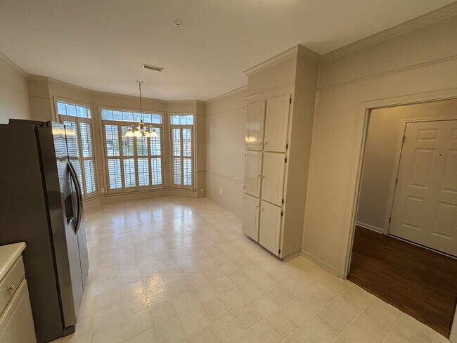 Building Photo - 39 Williamsburg Pl