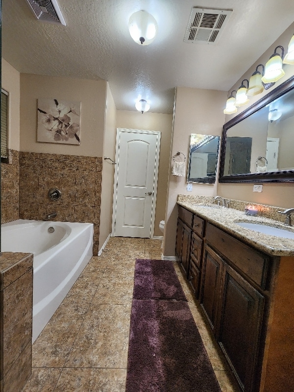 Building Photo - 12616 N 39th St