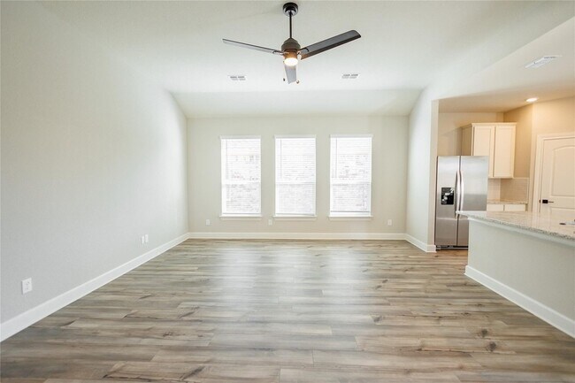 Building Photo - 613 Harbor Oaks Dr