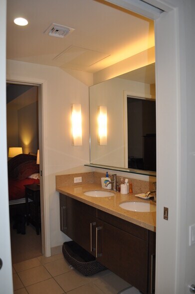 Bathroom - 321 10th Ave