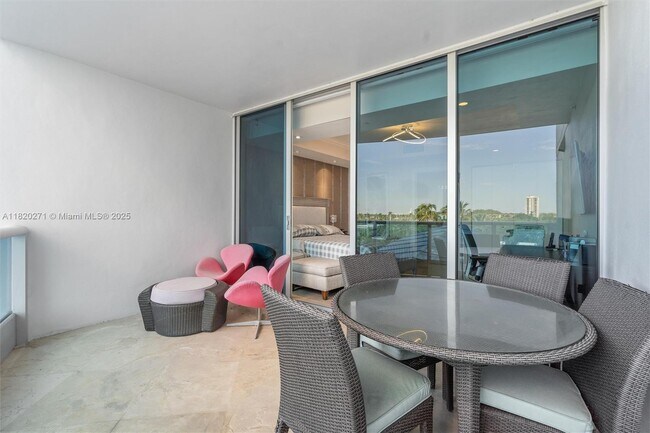 Building Photo - 1600 S Ocean Blvd