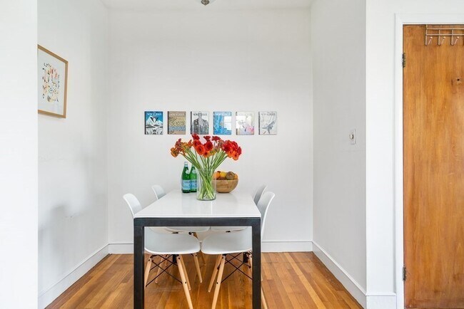 Building Photo - 15 Ellery St