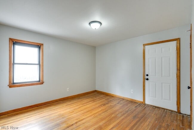 Building Photo - 8514 Deerfield Dr
