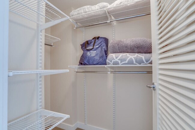 Building Photo - 801 F St NW