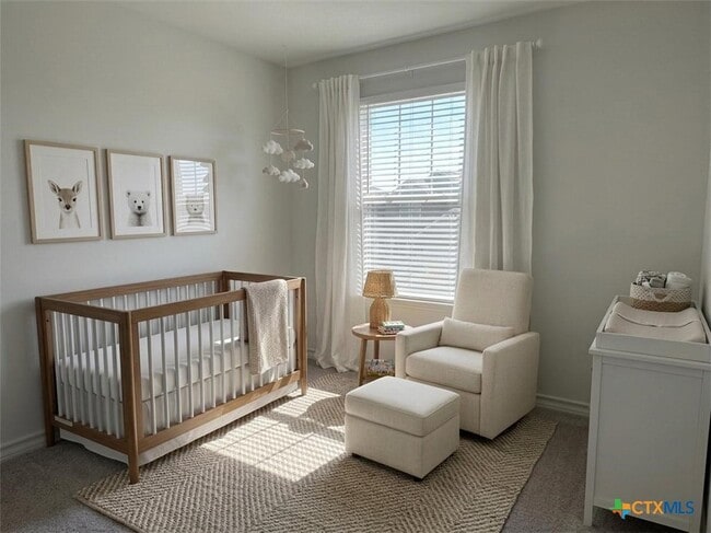 Building Photo - 945 Heartseed Ave