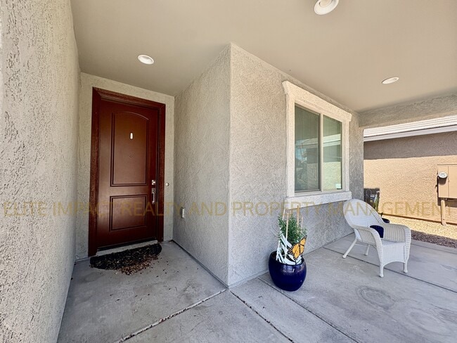 Building Photo - 9731 E Lynx Lk Trl