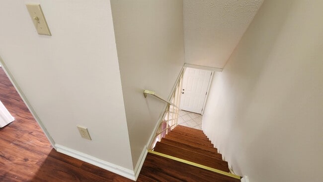 Building Photo - 1421 Wabash Ave