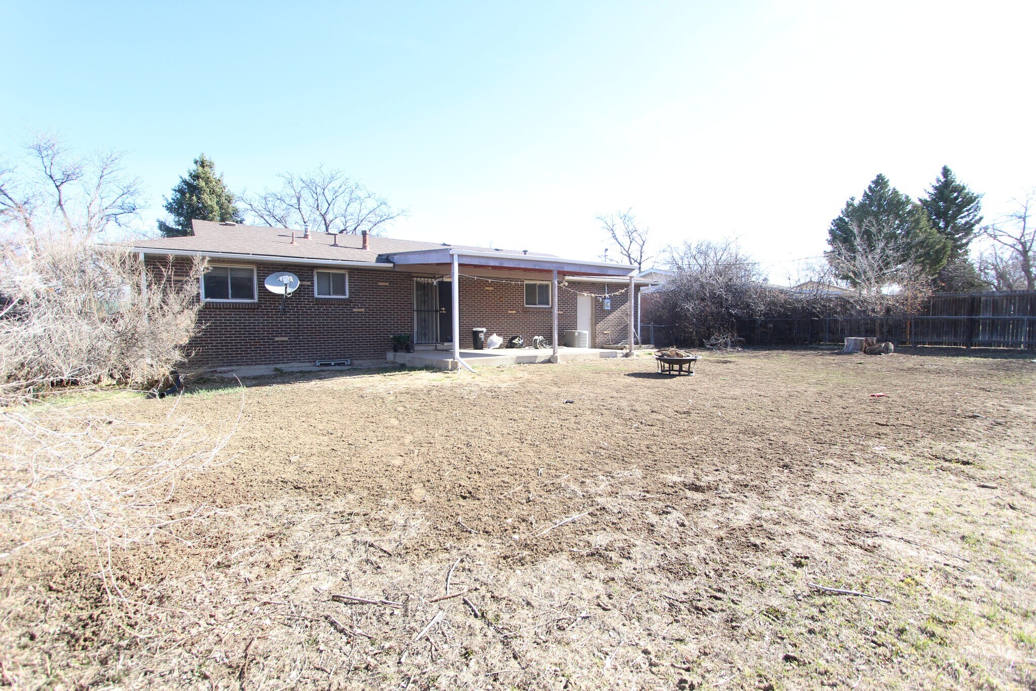 Building Photo - 12648 E Alaska Ave