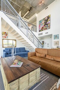 Building Photo - 3301 NE 1st Ave