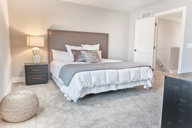 Building Photo - The Hemlock | Three Bedroom - Basement Vie...