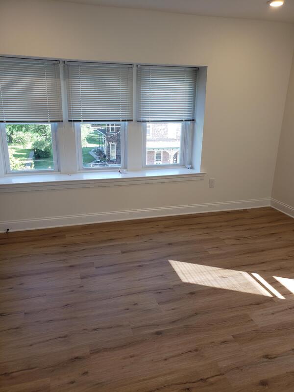 Building Photo - 125 Sumac St