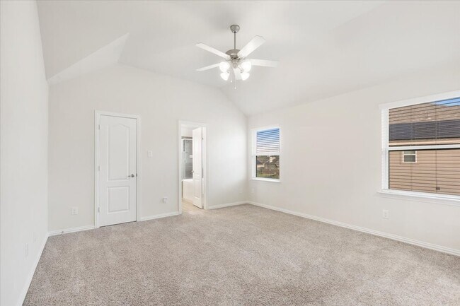 Building Photo - 23213 Zinfandel Dr