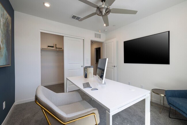 Building Photo - FULLY FURNISHED BRAND NEW TOWNHOME WITH 3 ...