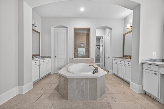 Building Photo - 1107 Passion Flower Wy