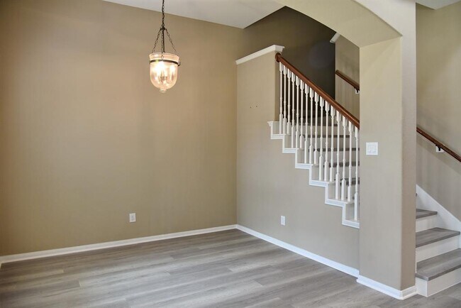 Building Photo - 9242 Solvista Pass Ln