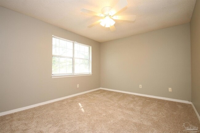Building Photo - 416 Waycross Ave
