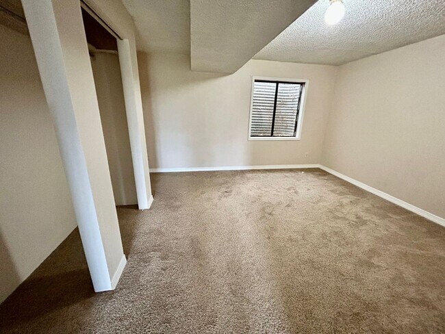 Building Photo - 1434 Territory Trail