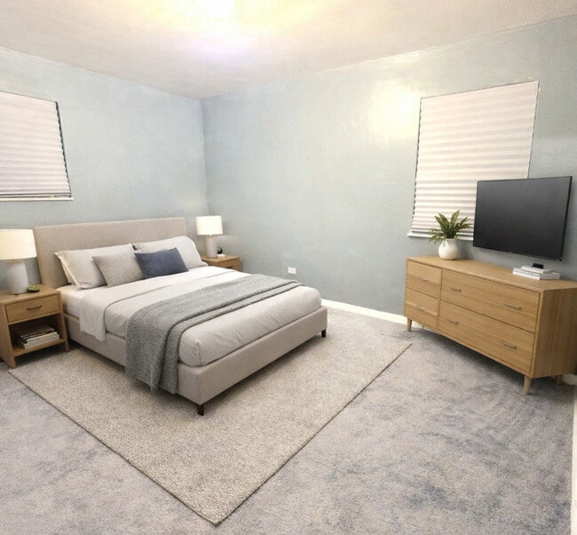 Building Photo - 15227 5th Ave