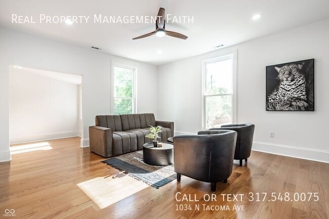 Building Photo - 1034 N Tacoma Ave