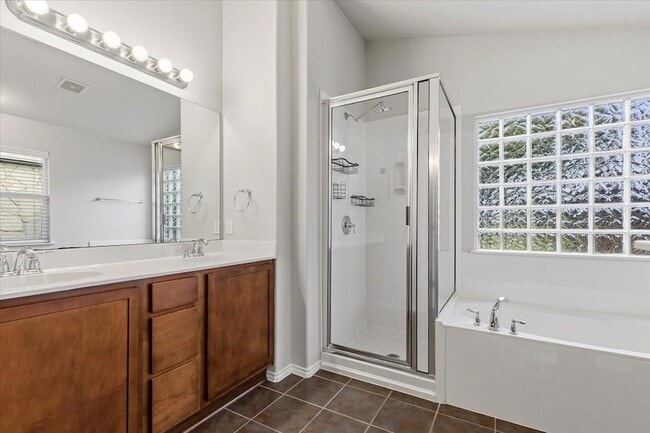 Building Photo - 14301 Rountree Ranch Ln