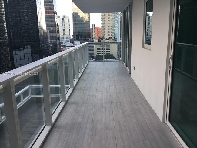 Building Photo - 1080 Brickell Ave