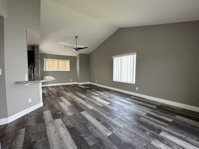 Building Photo - 3405 NW 44th St