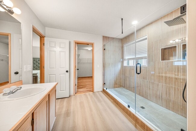 Building Photo - Beautiful 3BR Home in Forbes Lake – North Rose Hill, Kirkland