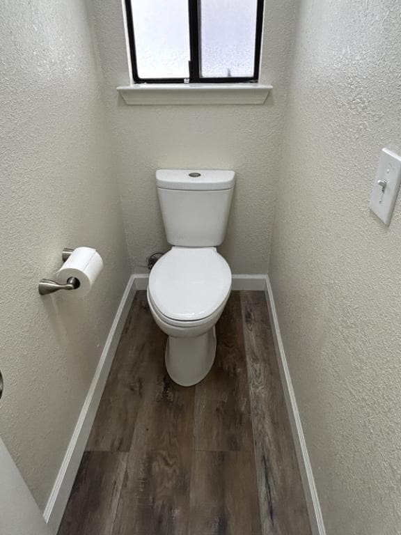 Building Photo - 13635 Elm St