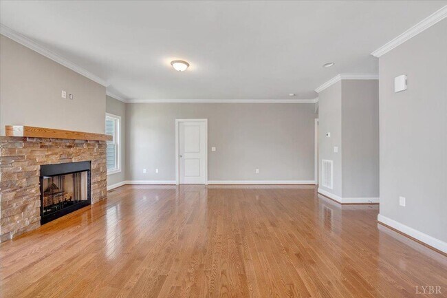 Building Photo - 1021 Lochwood Hl Dr