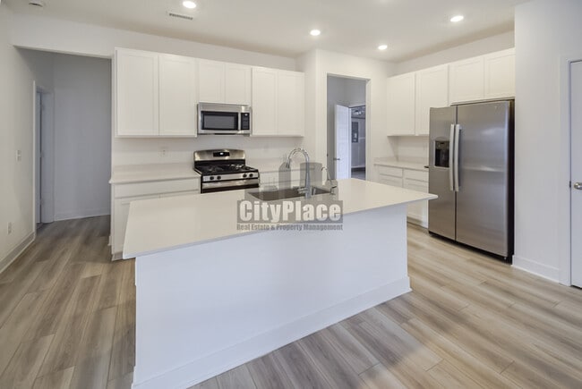 Building Photo - 7316 Sayers Rd