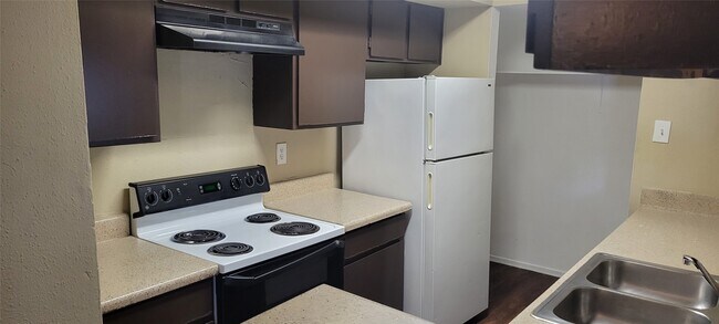 Building Photo - 7200 W T C Jester Blvd