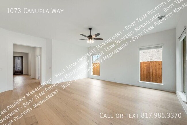Building Photo - 1073 Canuela Way