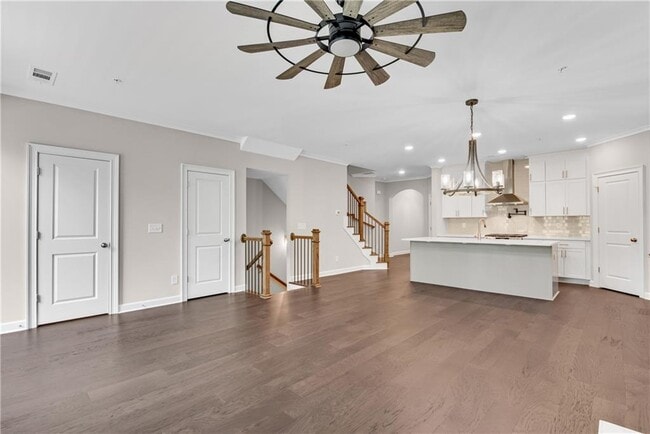 Building Photo - 427 Retreat Ln