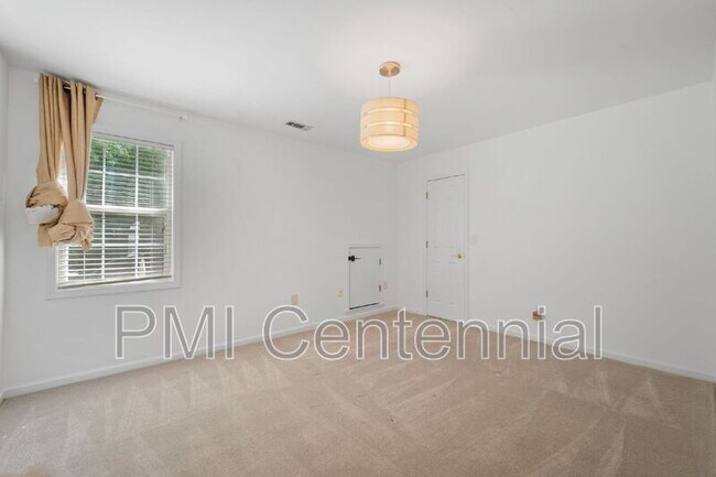 Building Photo - 418 Cimaron Park