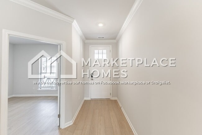 Building Photo - 212 Stockyard Cir