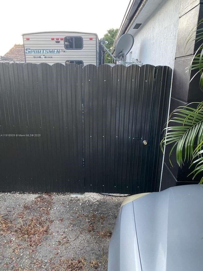 Building Photo - 25236 SW 133rd Ave