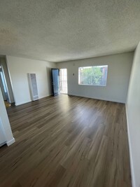 Building Photo - F36TH
