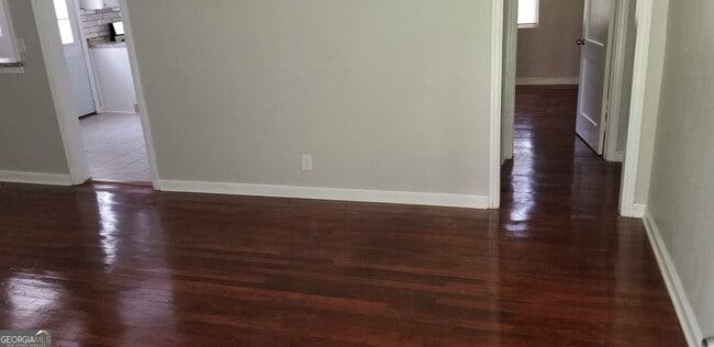 Building Photo - 1533 Alder Ln SW