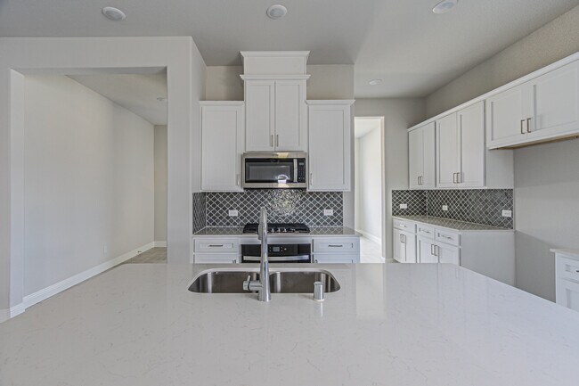 Building Photo - 316 Amenduni Ln